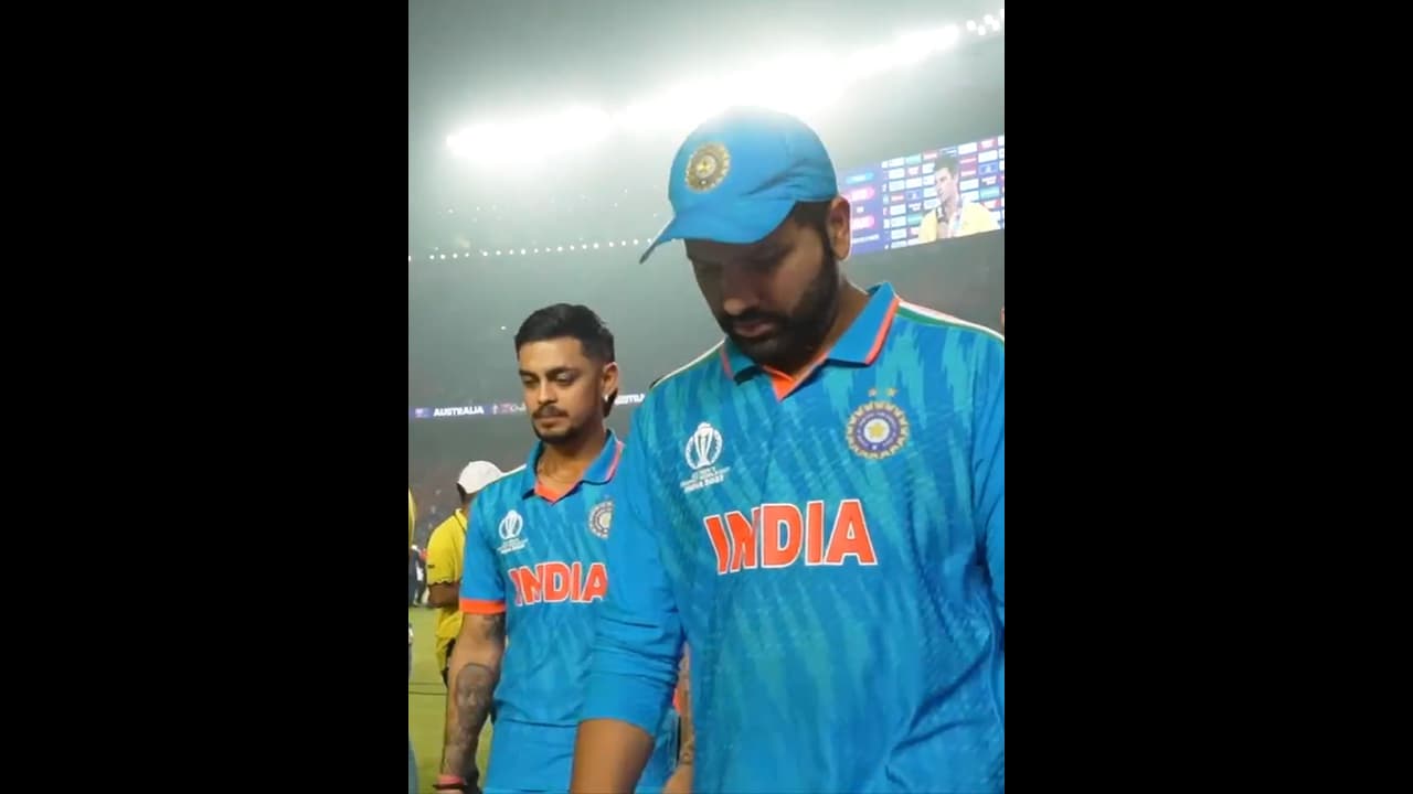 IND vs AUS: இது கடினமானது தான், இந்தியா உங்களுடன் இருக்கிறது – ரோகித் சர்மாவிற்கு ஆறுதல் சொன்ன கபில் தேவ்! IND vs AUS: இது கடினமானது தான், இந்தியா உங்களுடன் இருக்கிறது – ரோகித் சர்மாவிற்கு ஆறுதல் சொன்ன கபில் தேவ்!