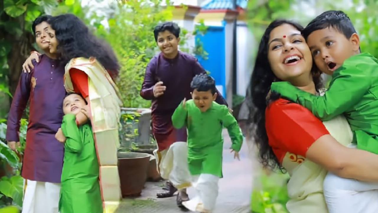 ജീവിതം തന്നെ വേണ്ടെന്ന് തോന്നിപോയ നിമിഷങ്ങള്,അവരാണ് ശക്തി നല്കിയത്: അമ്പിളി ദേവി ജീവിതം തന്നെ വേണ്ടെന്ന് തോന്നിപോയ നിമിഷങ്ങള്,അവരാണ് ശക്തി നല്കിയത്: അമ്പിളി ദേവി