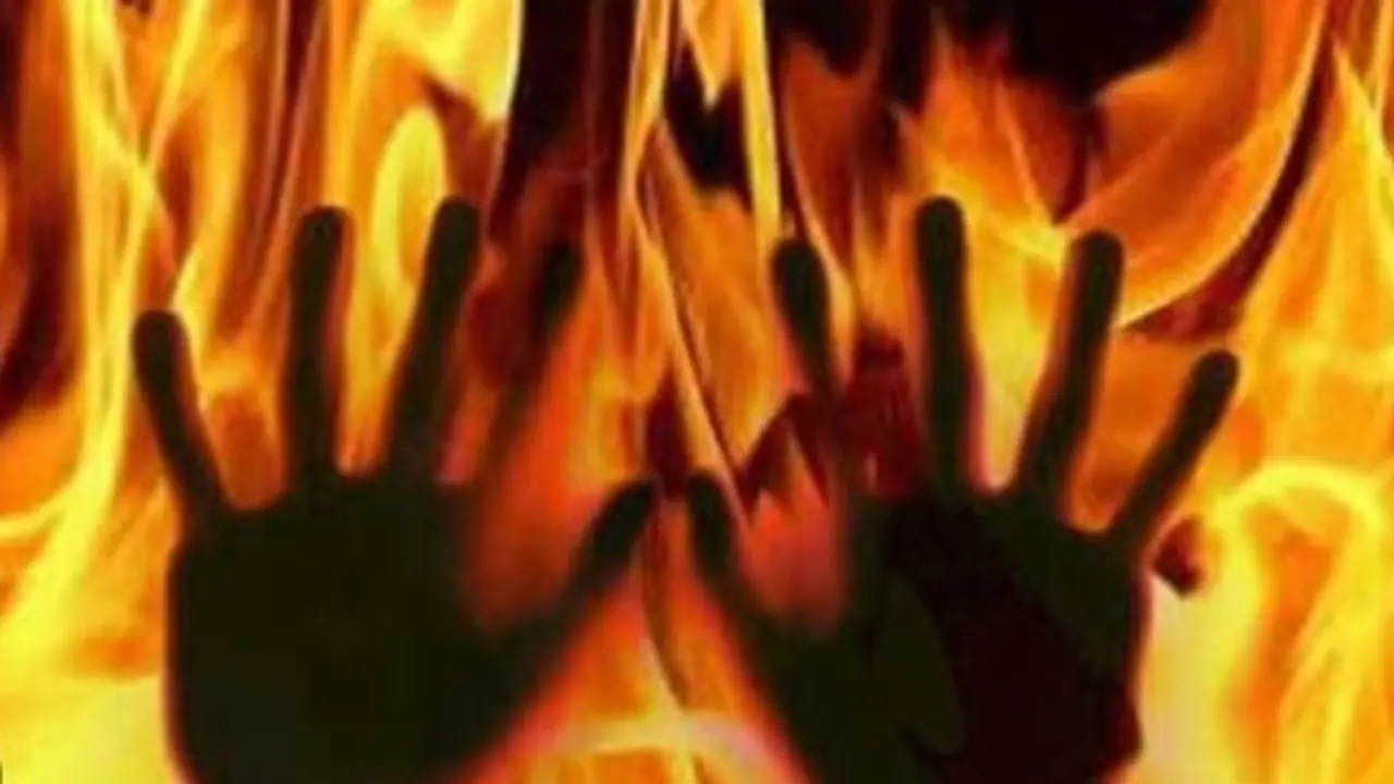 Tragic Karachi mall fire takes 11 lives, 35 injured rushed to hospital as rescue operation continues