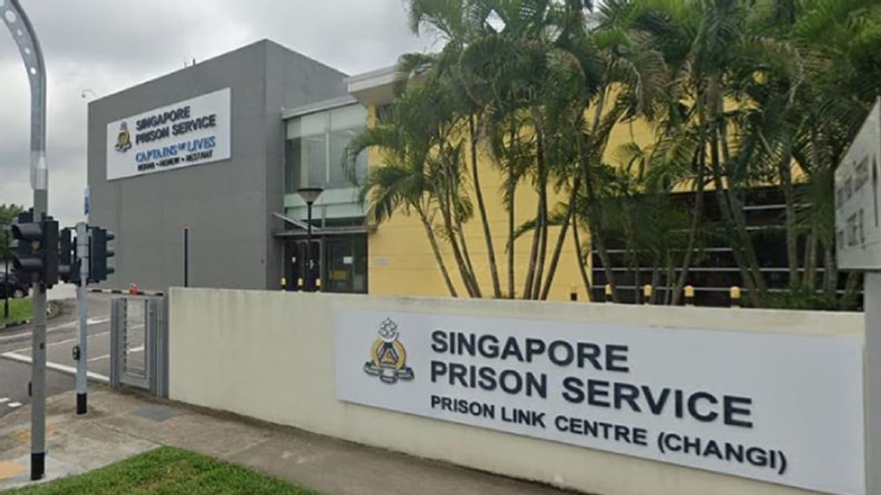 உனக்கு நான் உதவுகிறேன்.. கைதியிடம் நேக்காக லஞ்சம் பெற்ற இந்திய வம்சாவளி வார்டன் சிங்கப்பூர் கோர்ட் அதிரடி!