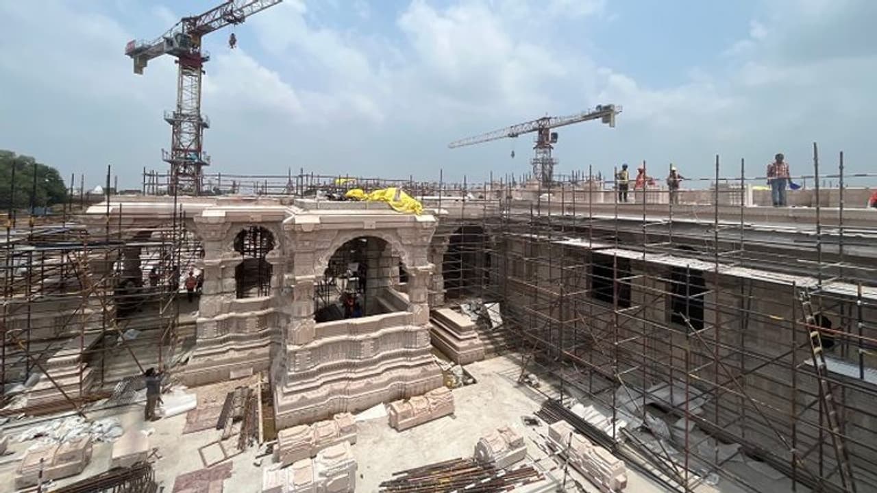 Ex Union Home Secretary S Lakshmi Narayanan donates life savings, properties to Ayodhya Ram Mandir Trust Ex Union Home Secretary S Lakshmi Narayanan donates life savings, properties to Ayodhya Ram Mandir Trust