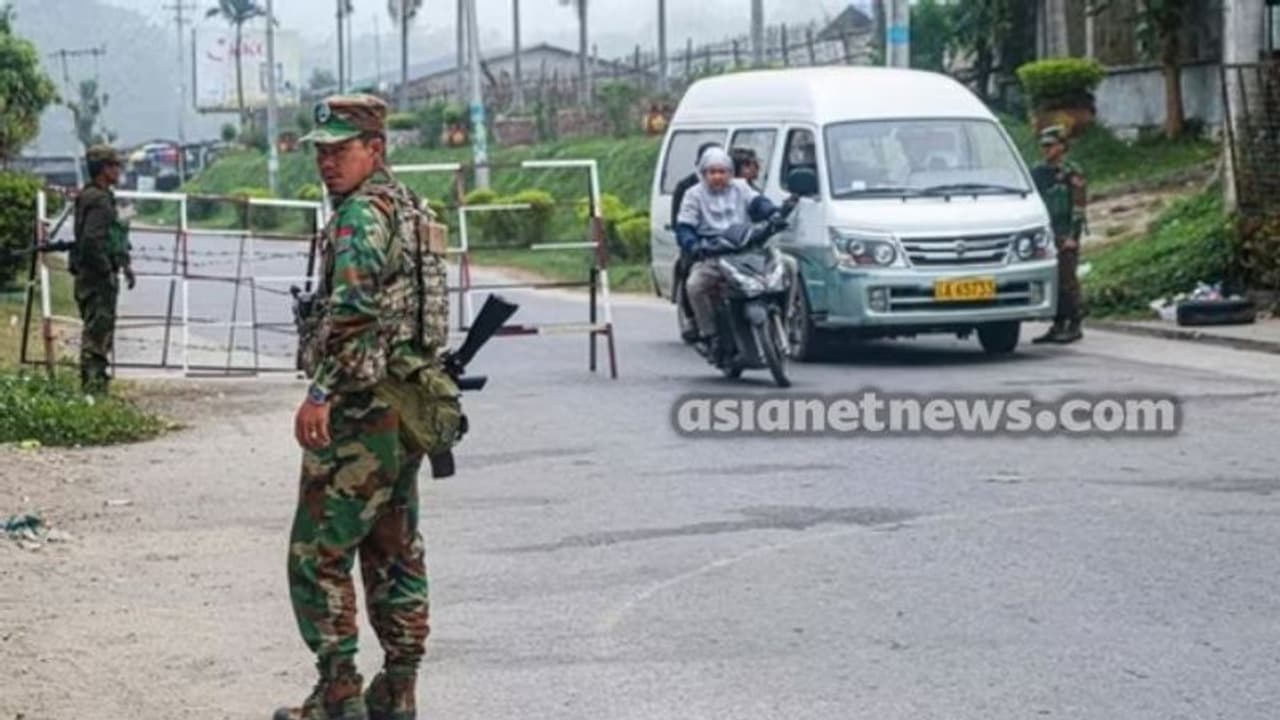 ഇന്ത്യാക്കാർ യാത്രകൾ കഴിവതും ഒഴിവാക്കണം, എംബസിയിൽ രജിസ്റ്റർ ചെയ്യണം: മ്യാന്മറിലുള്ളവർക്ക് ജാഗ്രതാ നിർദ്ദേശം