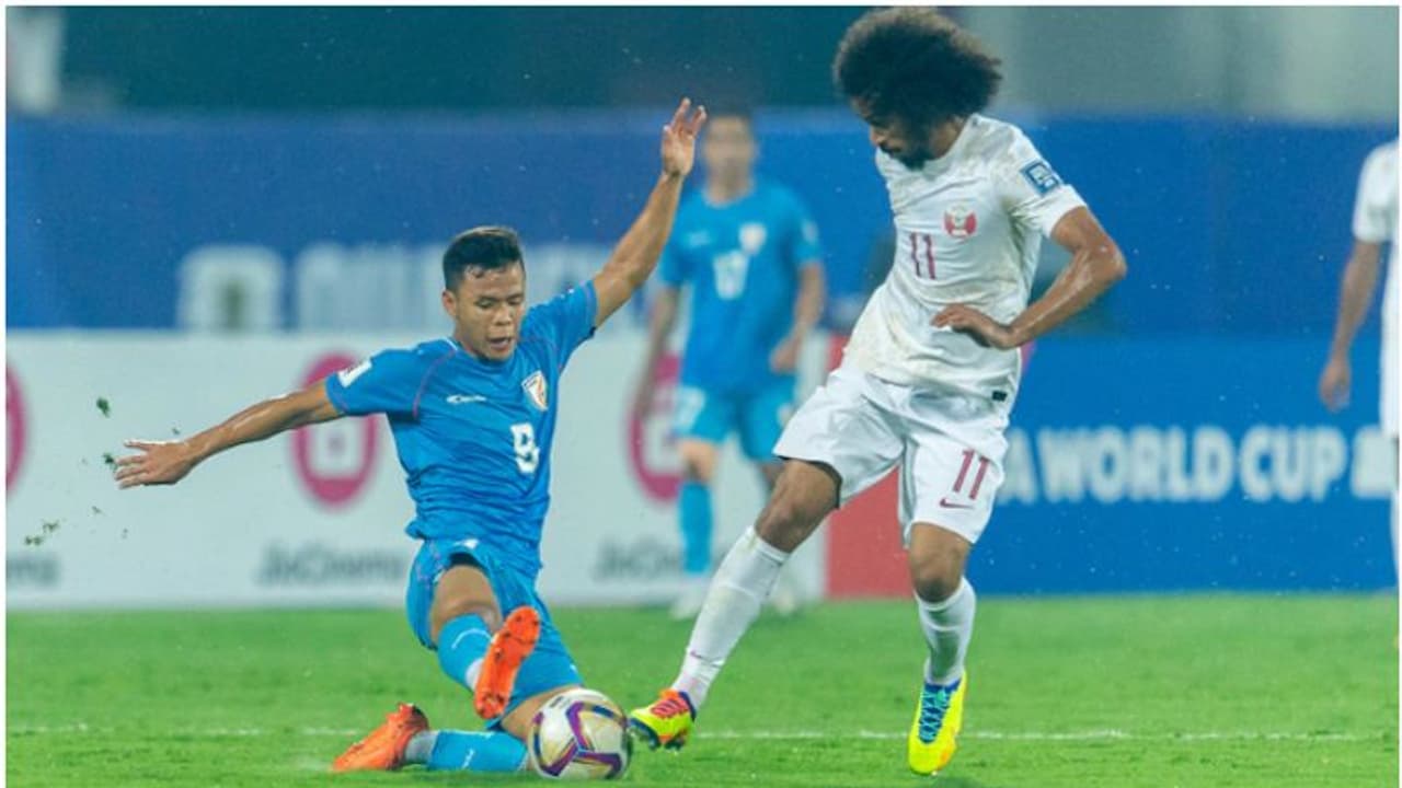 സ്വന്തം മണ്ണിൽ വീറോടെ പൊരുതി, പക്ഷേ ഖത്തർക്കോട്ട അനക്കാനായില്ല; തോറ്റെങ്കിലും പോയിന്റ് ടേബിളിൽ ആശ്വാസം സ്വന്തം മണ്ണിൽ വീറോടെ പൊരുതി, പക്ഷേ ഖത്തർക്കോട്ട അനക്കാനായില്ല; തോറ്റെങ്കിലും പോയിന്റ് ടേബിളിൽ ആശ്വാസം