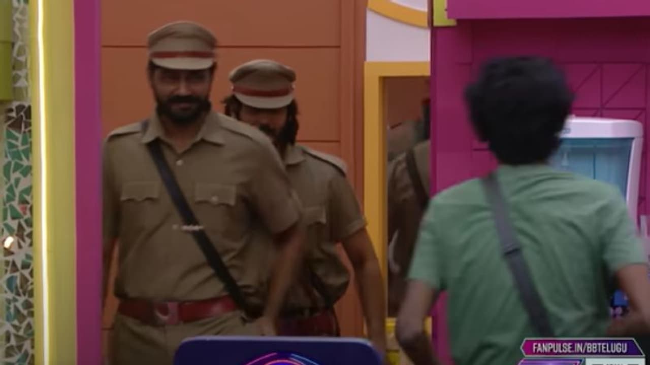 ప్రశాంత్ దే ఎవిక్షన్ పాస్.. హౌజ్లో బిగ్ బాస్ భార్య దారుణ హత్య.. రంగంలోకి దిగిన పోలీసులు.. ప్రశాంత్ దే ఎవిక్షన్ పాస్.. హౌజ్లో బిగ్ బాస్ భార్య దారుణ హత్య.. రంగంలోకి దిగిన పోలీసులు..