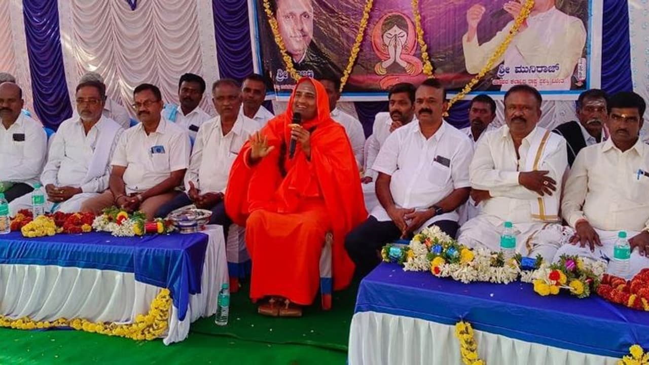 ಕನ್ನಡ ಸಾಹಿತ್ಯದಲ್ಲಿ ಜನಪದ ಸಂಸ್ಕೃತಿ, ಕಲೆ ತಾಯಿ ಬೇರು: ಶ್ರೀ ಕನ್ನಡ ಸಾಹಿತ್ಯದಲ್ಲಿ ಜನಪದ ಸಂಸ್ಕೃತಿ, ಕಲೆ ತಾಯಿ ಬೇರು: ಶ್ರೀ