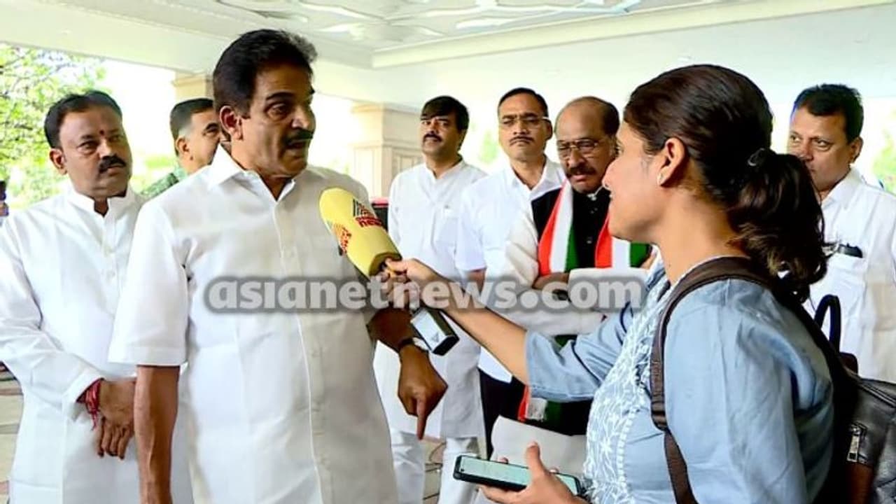 എല്ലാ കാലത്തും സംരക്ഷിക്കാൻ പിണറായിയുണ്ടാകുമെന്ന് ധരിക്കേണ്ട: പഴയങ്ങാടി സംഘർഷത്തിൽ കെസി വേണുഗോപാൽ എല്ലാ കാലത്തും സംരക്ഷിക്കാൻ പിണറായിയുണ്ടാകുമെന്ന് ധരിക്കേണ്ട: പഴയങ്ങാടി സംഘർഷത്തിൽ കെസി വേണുഗോപാൽ