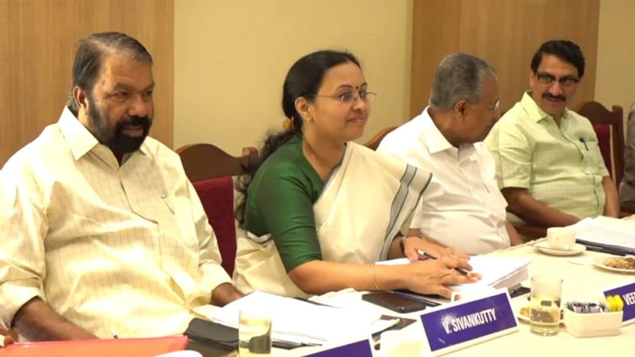 കൊച്ചിക്ക് ആശ്വാസവാർത്ത!,ബിപിസിഎല്ലിന്റെ ജൈവമാലിന്യ സംസ്കരണ പ്ലാന്റിന് അനുമതി, മന്ത്രിസഭാ തീരുമാനങ്ങളറിയാം കൊച്ചിക്ക് ആശ്വാസവാർത്ത!,ബിപിസിഎല്ലിന്റെ ജൈവമാലിന്യ സംസ്കരണ പ്ലാന്റിന് അനുമതി, മന്ത്രിസഭാ തീരുമാനങ്ങളറിയാം