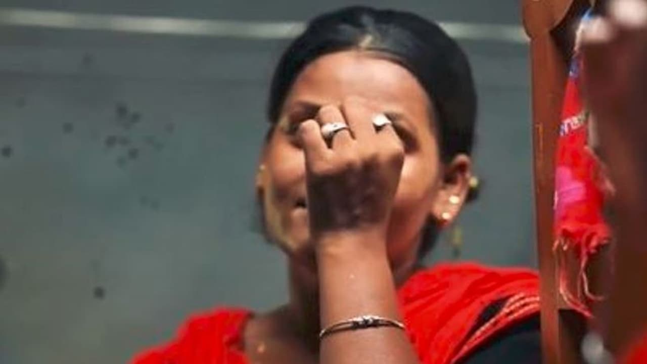 ದಿನವೂ 25 ಪುರುಷರೊಂದಿಗೆ ಮಲಗುತ್ತಿದ್ದ ವೇಶ್ಯೆ, ಆ ಕೂಪದಿಂದ ತಪ್ಪಿಸಿಕೊಂಡ ಕಥೆ ಇದು!