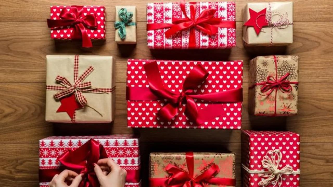 'നിങ്ങൾക്കും ഒരു കുട്ടിയുടെ പുഞ്ചിരിയുടെ കാരണമാകാം'; ചിൽഡ്രൻസ് ഹോമുകളിലേക്ക് ക്രിസ്തുമസ് സമ്മാനങ്ങളുമായി വരൂ 'നിങ്ങൾക്കും ഒരു കുട്ടിയുടെ പുഞ്ചിരിയുടെ കാരണമാകാം'; ചിൽഡ്രൻസ് ഹോമുകളിലേക്ക് ക്രിസ്തുമസ് സമ്മാനങ്ങളുമായി വരൂ