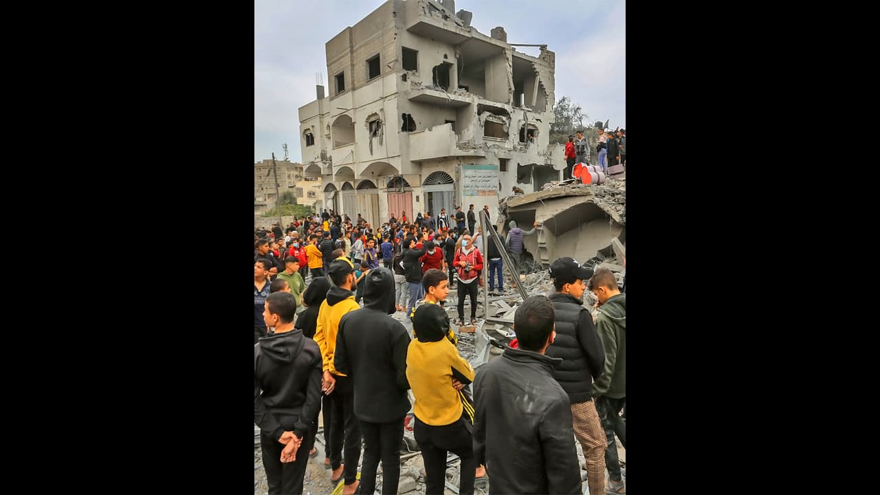 ആശ്വാസം, ഗാസയിൽ നാളെ മുതൽ താൽക്കാലിക വെടിനിർത്തൽ, ആദ്യ ബാച്ച് ബന്ദികളെ കൈമാറും ആശ്വാസം, ഗാസയിൽ നാളെ മുതൽ താൽക്കാലിക വെടിനിർത്തൽ, ആദ്യ ബാച്ച് ബന്ദികളെ കൈമാറും 