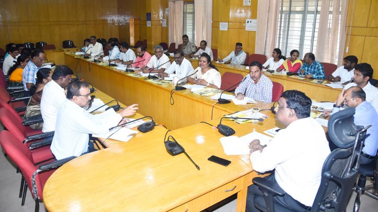  ಮಕ್ಕಳನ್ನು ದುಡಿಸಿಕೊಳ್ಳುವವರಿಗೆ 2 ವರ್ಷ ಜೈಲು