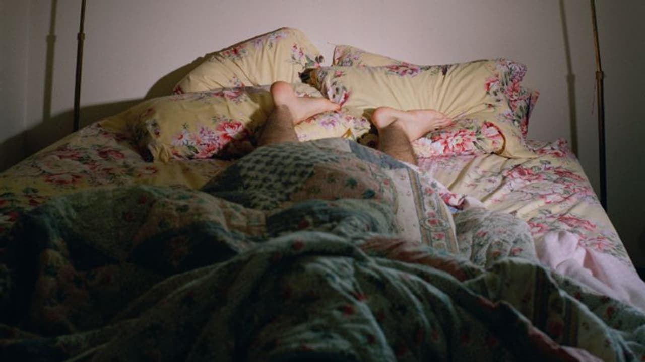 ആരടാ ഇങ്ങനെ കൂര്ക്കം വലിക്കുന്നത്, ഉറക്കവും പോയി! ശബ്ദം കേട്ടുണര്ന്ന വീട്ടമ്മ നോക്കിയപ്പോഴതാ ഉറങ്ങുന്ന കള്ളൻ ആരടാ ഇങ്ങനെ കൂര്ക്കം വലിക്കുന്നത്, ഉറക്കവും പോയി! ശബ്ദം കേട്ടുണര്ന്ന വീട്ടമ്മ നോക്കിയപ്പോഴതാ ഉറങ്ങുന്ന കള്ളൻ