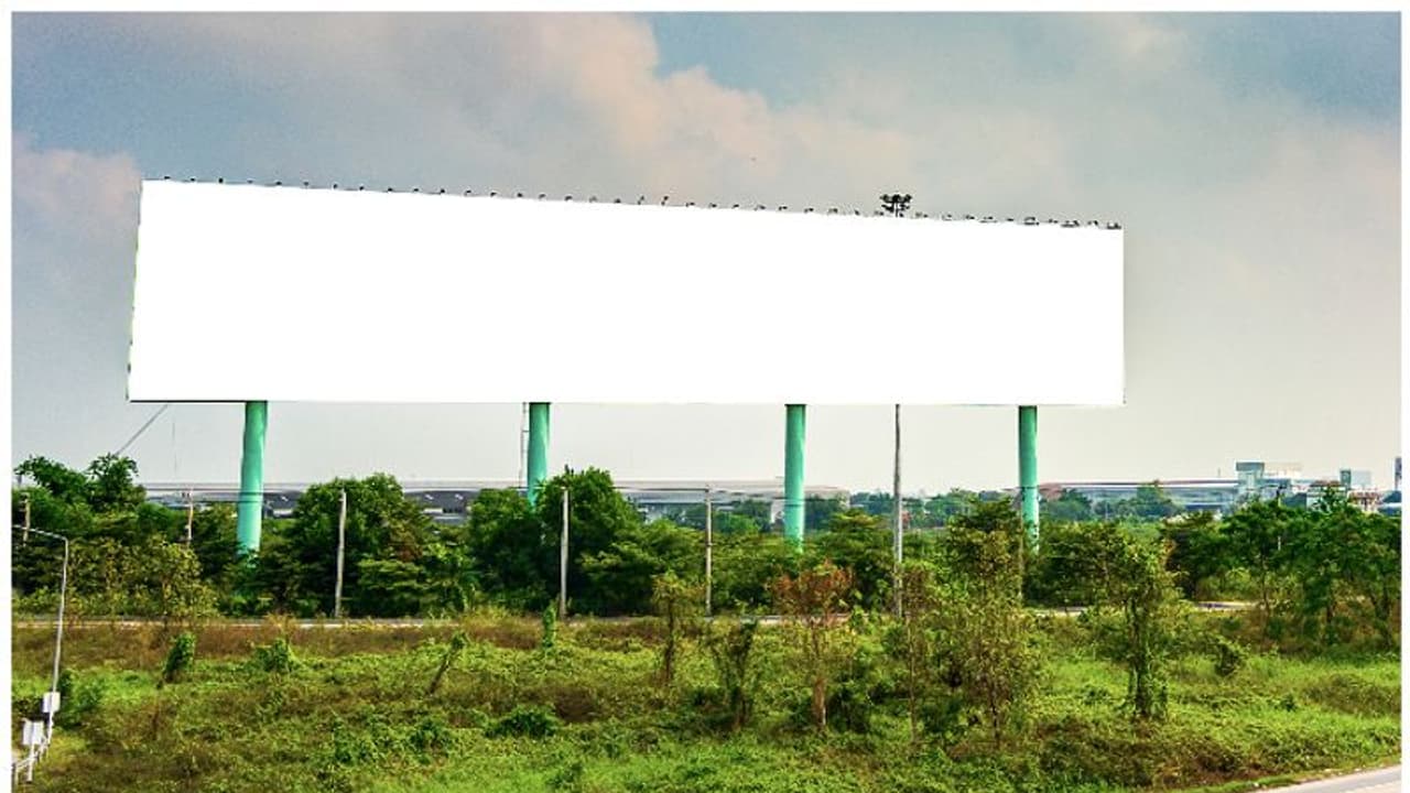 ആദ്യം 10,000, ആവർത്തിച്ചാൽ ഒടുവിൽ 50,000 രൂപ വരെ പോകും; ചുമ്മാ അങ്ങ് വയ്ക്കാനുള്ളതല്ല പരസ്യ ബോര്ഡ്, നടപടി ആദ്യം 10,000, ആവർത്തിച്ചാൽ ഒടുവിൽ 50,000 രൂപ വരെ പോകും; ചുമ്മാ അങ്ങ് വയ്ക്കാനുള്ളതല്ല പരസ്യ ബോര്ഡ്, നടപടി