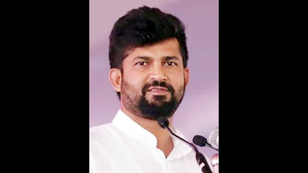 ಸಂಸದ ಪ್ರತಾಪ ಸಿಂಹ ಹೆಸರು ಇಂಗ್ಲಿಷ್ ನಲ್ಲಿ ಸಂಖ್ಯಾಶಾಸ್ತ್ರದ ಪ್ರಕಾರ ಸ್ವಲ್ಪ ಬದಲು! ಸಂಸದ ಪ್ರತಾಪ ಸಿಂಹ ಹೆಸರು ಇಂಗ್ಲಿಷ್ ನಲ್ಲಿ ಸಂಖ್ಯಾಶಾಸ್ತ್ರದ ಪ್ರಕಾರ ಸ್ವಲ್ಪ ಬದಲು!