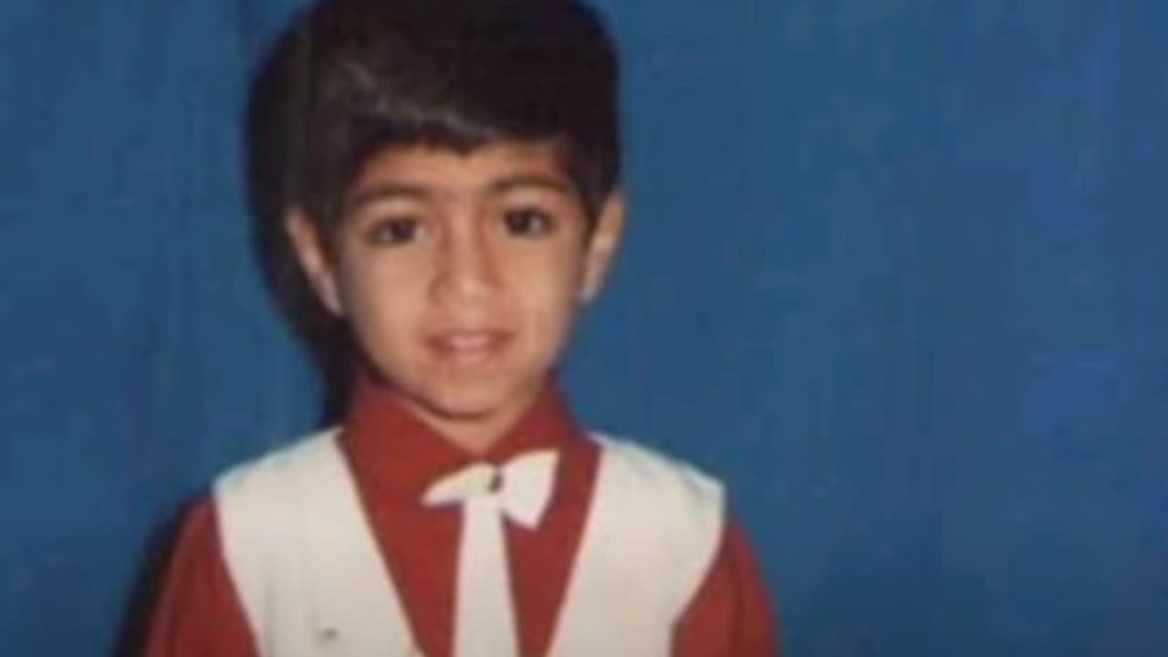 കയ്യില്‍ വെറും 300 രൂപയുമായി സിനിമാ നടനാകാൻ നാടുവിട്ടു, ഇന്ന് സൂപ്പര്‍ താരം, അവിശ്വസനീയമായ വളര്‍ച്ചയുടെ കഥ