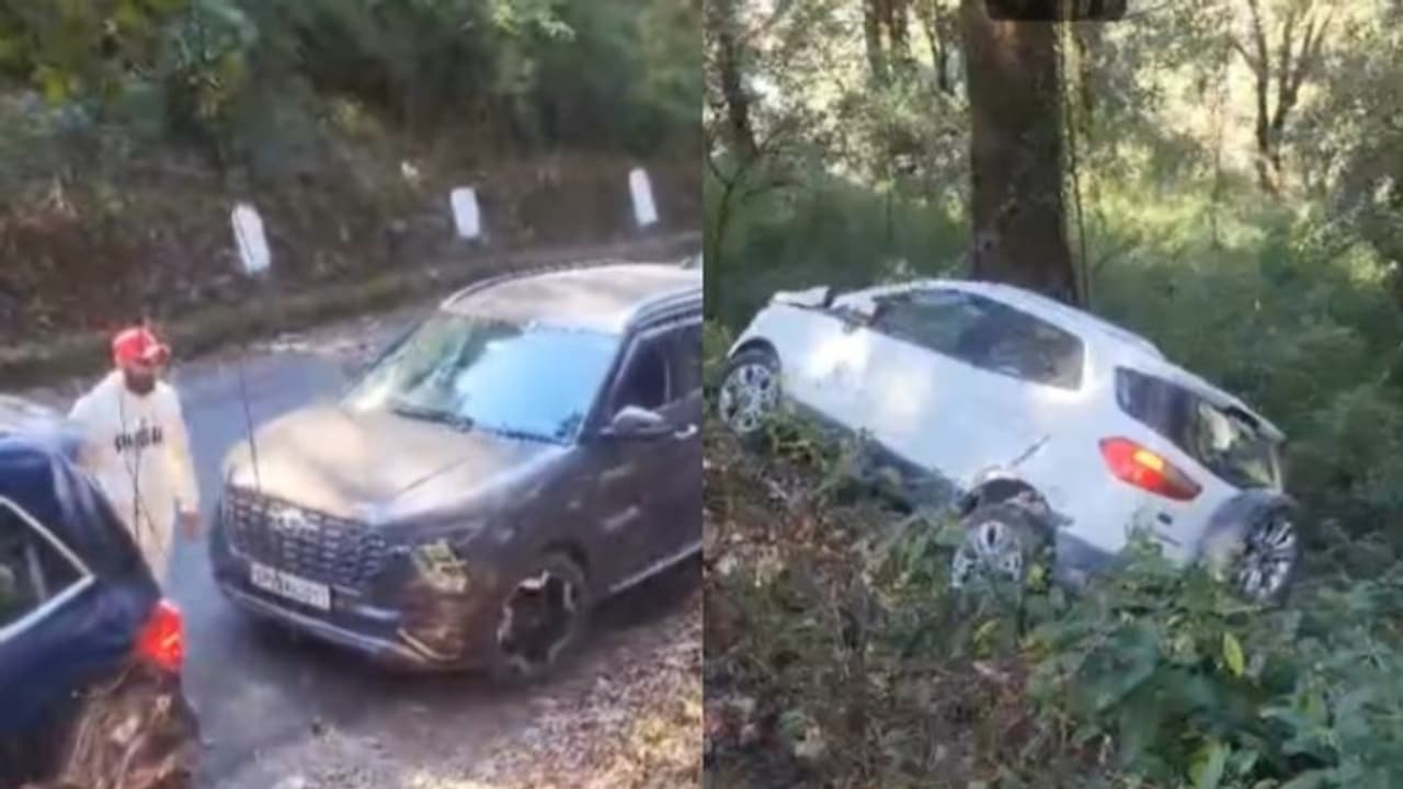 നിയന്ത്രണം തെറ്റിയ കാർ കുന്നിൻ മുകളിൽ നിന്ന് താഴേക്ക് മറിഞ്ഞു; അപകടത്തിൽ പരിക്കേറ്റയാളെ രക്ഷിച്ച് മുഹമ്മദ് ഷമി നിയന്ത്രണം തെറ്റിയ കാർ കുന്നിൻ മുകളിൽ നിന്ന് താഴേക്ക് മറിഞ്ഞു; അപകടത്തിൽ പരിക്കേറ്റയാളെ രക്ഷിച്ച് മുഹമ്മദ് ഷമി