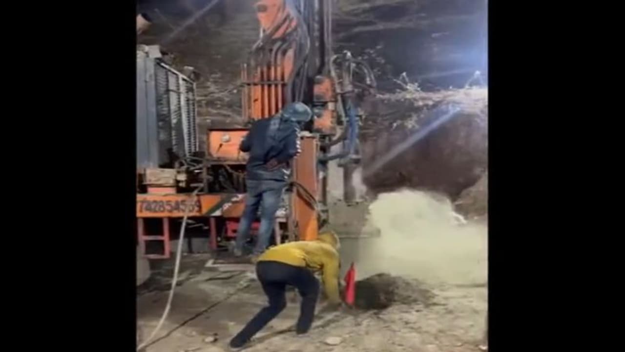 உத்தரகாண்ட் சுரங்க மீட்பு: பிளான் ‘பி’ தொடங்கியது!