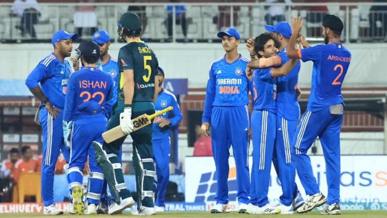 ബാറ്റര്‍മാര്‍ അടിച്ചൊതുക്കി, ബൗളര്‍മാര്‍ എറിഞ്ഞുവീഴ്ത്തി! ഓസീസിനെതിരെ രണ്ടാം ടി20യിലും ഇന്ത്യക്ക് ആധികാരിക ജയം