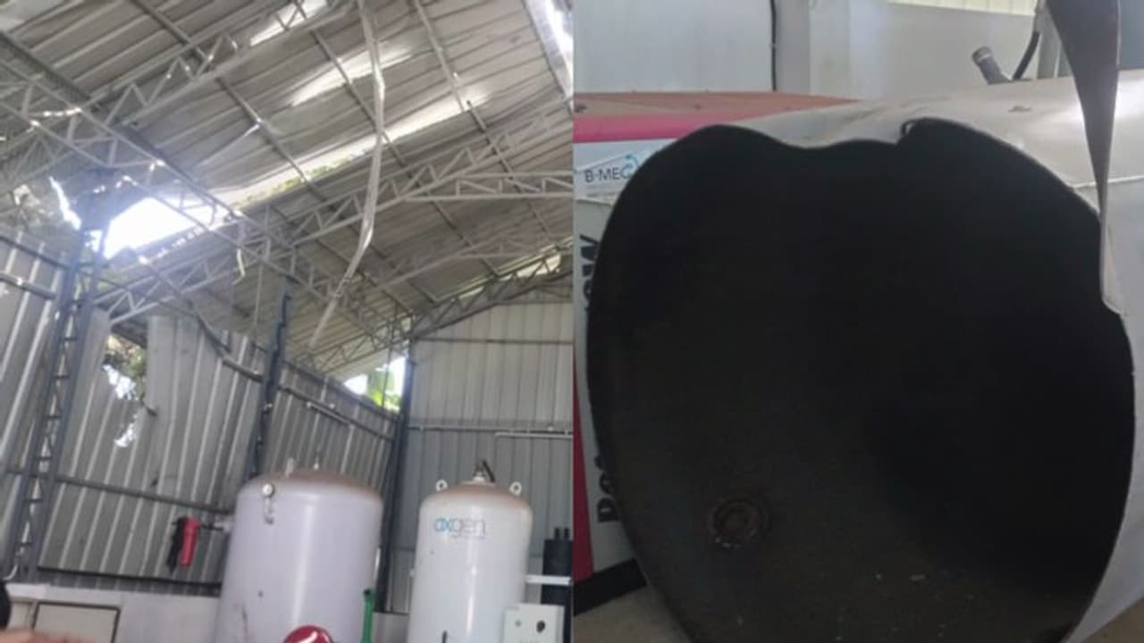 കോഴഞ്ചേരി ജില്ലാ ആശുപത്രിയില് ഓക്സിജന് പ്ലാന്റില് പൊട്ടിത്തെറി കോഴഞ്ചേരി ജില്ലാ ആശുപത്രിയില് ഓക്സിജന് പ്ലാന്റില് പൊട്ടിത്തെറി