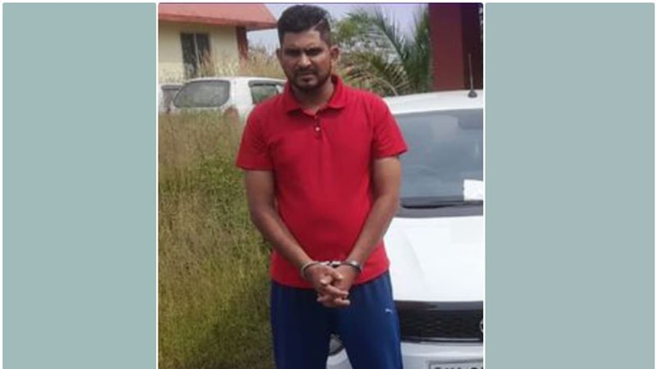 രഹസ്യ വിവരം, കൃത്യമായ പ്ലാനിംഗ്; നേരം പുലരുന്നതിന് മുന്നേ എക്സൈസ് എത്തി, എംഡിഎംയുമായി യുവാവ് പിടിയിൽ രഹസ്യ വിവരം, കൃത്യമായ പ്ലാനിംഗ്; നേരം പുലരുന്നതിന് മുന്നേ എക്സൈസ് എത്തി, എംഡിഎംയുമായി യുവാവ് പിടിയിൽ