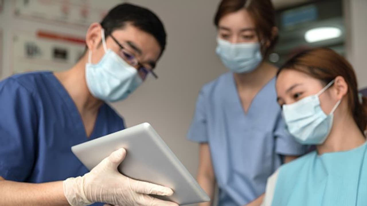 അമ്മ, വില്‍പ്പത്രം സാമൂഹിക മാധ്യമ ചാറ്റില്‍ പങ്കുവച്ചു; കോടതി വില്‍പ്പത്രം തന്നെ അസാധുവാക്കി !