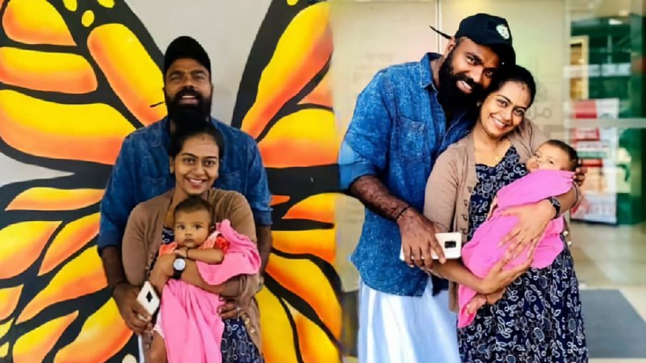 'എൻറെ പ്രിയപ്പെട്ടതെല്ലാം ഒറ്റ ഫ്രെയിമിൽ', സന്തോഷം പങ്കിട്ട് അഞ്ജലി ശരത്ത്