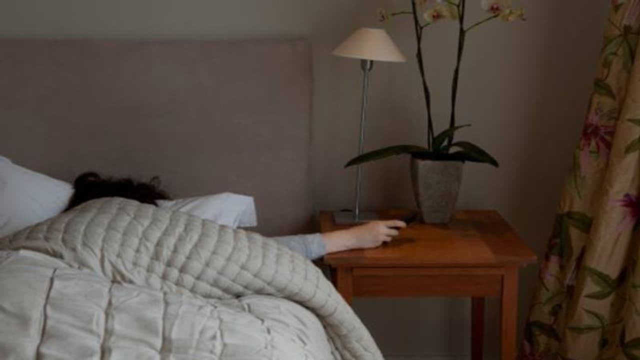 ഒരിക്കൽ പോലും സെറ്റ് ചെയ്തിട്ടില്ല, എല്ലാ ദിവസവും രാവിലെ ഈ സമയം അലാറം മുഴങ്ങും..!