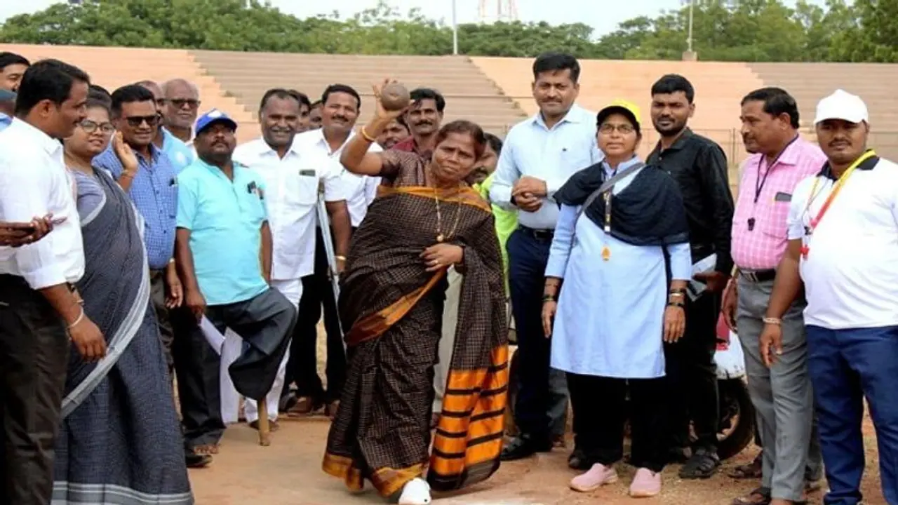 ಬಾಗಲಕೋಟೆ: ಸಾಧನೆಗೆ ಅಂಗವೈಕಲ್ಯ ಅಡ್ಡಿಯಾಗದು, ಡಿಸಿ ಜಾನಕಿ 