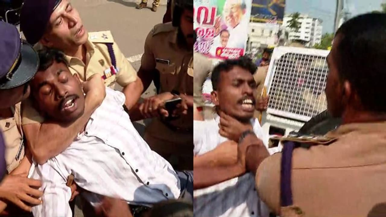 കെഎസ്‍യു പ്രവര്‍ത്തകന്‍റെ കഴുത്തു ഞെരിച്ച സംഭവം; കോഴിക്കോട് ഡിസിപിക്കെതിരെ മനുഷ്യാവകാശ കമ്മീഷൻ കേസെടുത്തു