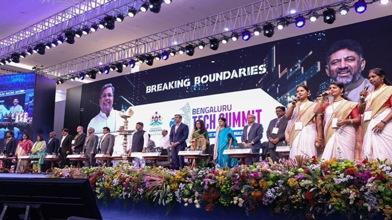 ಬೆಂಗಳೂರು ಟೆಕ್ ಮೇಳದಲ್ಲಿ ಹೊರಹೊಮ್ಮಿದ ಧ್ವನಿ: ಬಾಹ್ಯಾಕಾಶ ಕ್ಷೇತ್ರದಲ್ಲೂ ಬೇಕು ಮಹಿಳಾ ನಾಯಕತ್ವ..! ಬೆಂಗಳೂರು ಟೆಕ್ ಮೇಳದಲ್ಲಿ ಹೊರಹೊಮ್ಮಿದ ಧ್ವನಿ: ಬಾಹ್ಯಾಕಾಶ ಕ್ಷೇತ್ರದಲ್ಲೂ ಬೇಕು ಮಹಿಳಾ ನಾಯಕತ್ವ..!