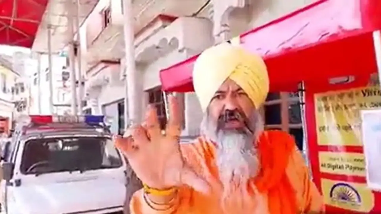 Devotee's video slamming Congress 'toll tax' on entering Mata Chintpurni temple goes viral (WATCH) Devotee's video slamming Congress 'toll tax' on entering Mata Chintpurni temple goes viral (WATCH)