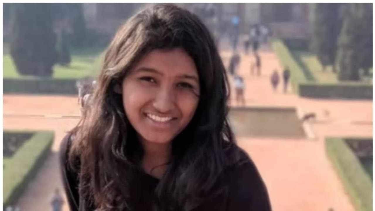 50 അഭിമുഖങ്ങളിൽ തോൽവി; ഒടുവിൽ സ്വപ്ന ജോലിയിലേക്ക്, ഗൂഗിളിൽ 1.10 കോടി ശമ്പളത്തിൽ, സംപ്രീതിയെക്കുറിച്ച്... 50 അഭിമുഖങ്ങളിൽ തോൽവി; ഒടുവിൽ സ്വപ്ന ജോലിയിലേക്ക്, ഗൂഗിളിൽ 1.10 കോടി ശമ്പളത്തിൽ, സംപ്രീതിയെക്കുറിച്ച്...