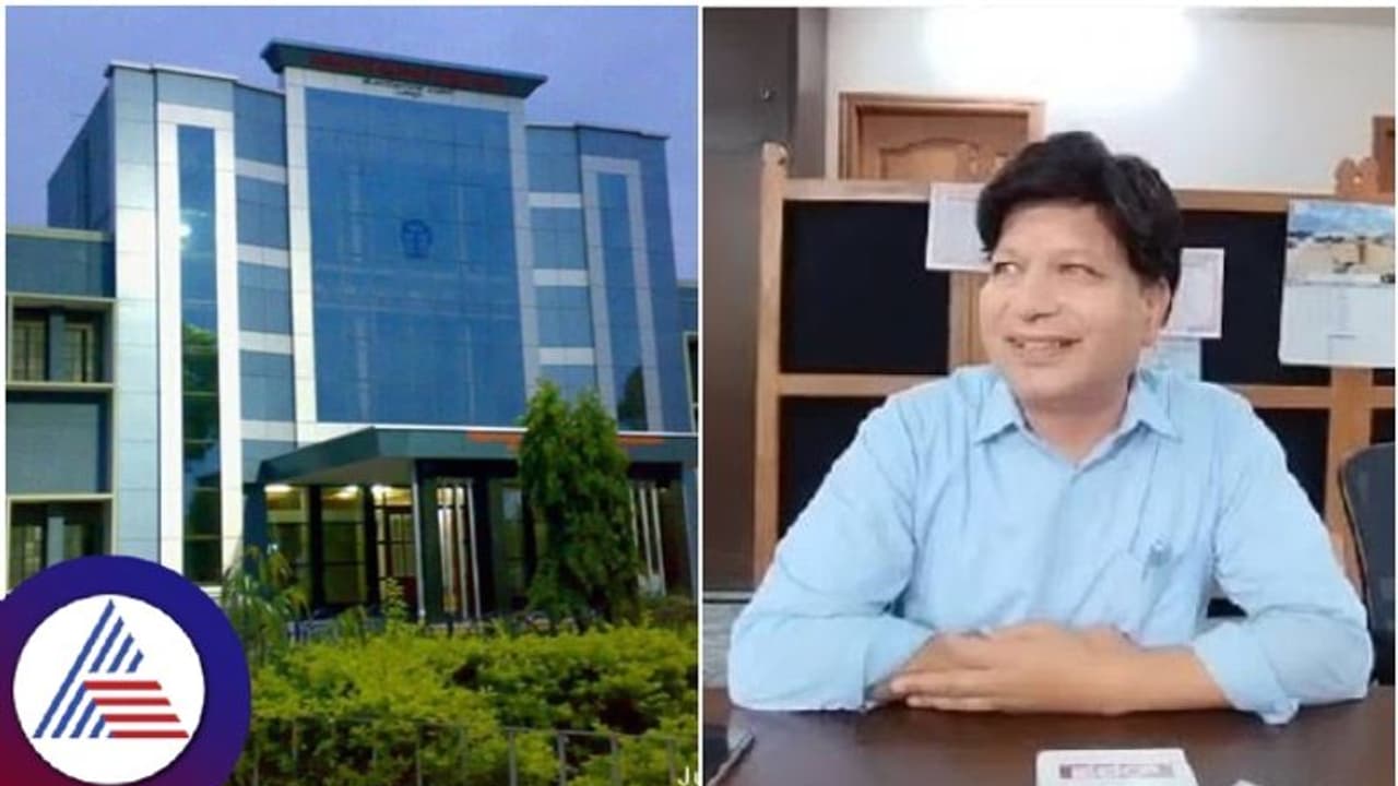 ಬಳ್ಳಾರಿ ವಿಮ್ಸ್ ಮಹಿಳಾ ಸಿಬ್ಬಂದಿಗೆ ಲೈಂಗಿಕ ಕಿರುಕುಳ: ನಿರ್ದೇಶಕ ಗಂಗಾಧರ ಗೌಡ ವಿರುದ್ಧ ಎಫ್ಐಆರ್ ಬಳ್ಳಾರಿ ವಿಮ್ಸ್ ಮಹಿಳಾ ಸಿಬ್ಬಂದಿಗೆ ಲೈಂಗಿಕ ಕಿರುಕುಳ: ನಿರ್ದೇಶಕ ಗಂಗಾಧರ ಗೌಡ ವಿರುದ್ಧ ಎಫ್ಐಆರ್