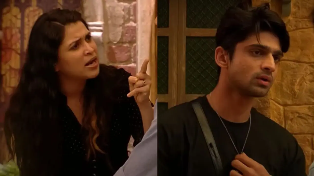 Bigg Boss 17: Mannara Chopra, Abhishek Kumar indulge in massive fight, disapproves with her language Bigg Boss 17: Mannara Chopra, Abhishek Kumar indulge in massive fight, disapproves with her language