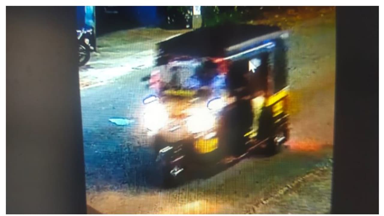 ഓട്ടോറിക്ഷ കസ്റ്റഡിയിൽ; ഓട്ടോയിൽ സഞ്ചരിച്ചവരുടെ ഉൾപ്പടെ സിസിടിവി ദൃശ്യങ്ങൾ പൊലീസിന്