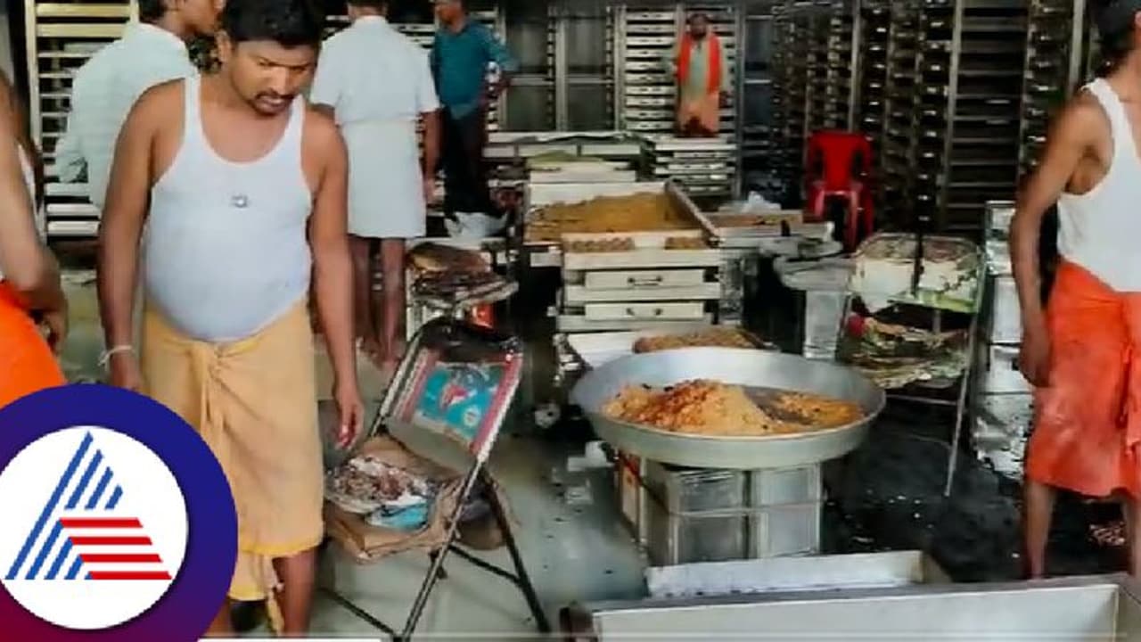 ಮಹದೇಶ್ವರ ಬೆಟ್ಟದಲ್ಲಿ ಬೆಂಕಿ ಅವಘಡ ಪ್ರಕರಣ; 36 ಸಾವಿರಕ್ಕೂ ಹೆಚ್ಚು ಲಾಡು ಪ್ರಸಾದ ಬೆಂಕಿಗಾಹುತಿ!