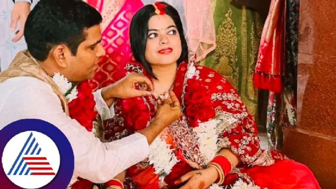 ಹೃದಯಾಘಾತದಿಂದ ಮತ್ತೆ ಮೂಡಿತು ಒಲವು; ಡಿವೋರ್ಸ್ ಆಗಿ ಐದು ವರ್ಷದ ನಂತ್ರ ಒಂದಾದ ಜೋಡಿ ಹೃದಯಾಘಾತದಿಂದ ಮತ್ತೆ ಮೂಡಿತು ಒಲವು; ಡಿವೋರ್ಸ್ ಆಗಿ ಐದು ವರ್ಷದ ನಂತ್ರ ಒಂದಾದ ಜೋಡಿ