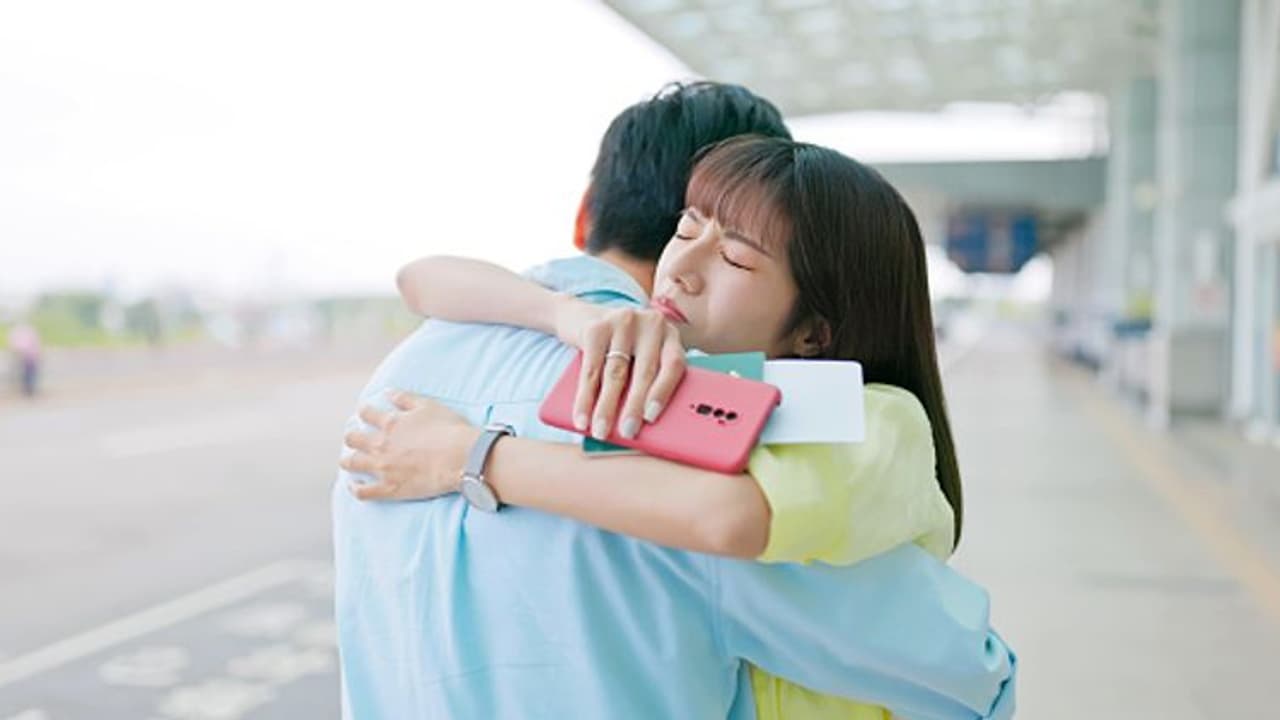 കാമുകന് 24, പ്രായം മറയ്ക്കാന് 41 കാരി വ്യാജ പാസ്പോര്ട്ട് എടുത്തു; പക്ഷേ വിമാനത്താവളത്തില് എട്ടിന്റെ പണി ! കാമുകന് 24, പ്രായം മറയ്ക്കാന് 41 കാരി വ്യാജ പാസ്പോര്ട്ട് എടുത്തു; പക്ഷേ വിമാനത്താവളത്തില് എട്ടിന്റെ പണി !