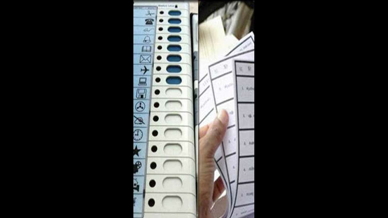 మరికొన్ని గంటల్లో కౌంటింగ్ ప్రారంభం.. తొలి ఫలితం అక్కడ్నుంచే.. మధ్యాహ్నం ఒంటి గంటకల్లా ఓ క్లారిటీ.. మరికొన్ని గంటల్లో కౌంటింగ్ ప్రారంభం.. తొలి ఫలితం అక్కడ్నుంచే.. మధ్యాహ్నం ఒంటి గంటకల్లా ఓ క్లారిటీ..