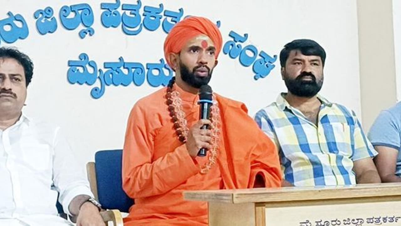 ಈಡಿಗ ಸಮುದಾಯವನ್ನು ಎಸ್ಟಿಗೆ ಸೇರಿಸಲು ಆಗ್ರಹಿಸಿ 10 ರಂದು ಉಪವಾಸ ಸತ್ಯಾಗ್ರಹ ಈಡಿಗ ಸಮುದಾಯವನ್ನು ಎಸ್ಟಿಗೆ ಸೇರಿಸಲು ಆಗ್ರಹಿಸಿ 10 ರಂದು ಉಪವಾಸ ಸತ್ಯಾಗ್ರಹ