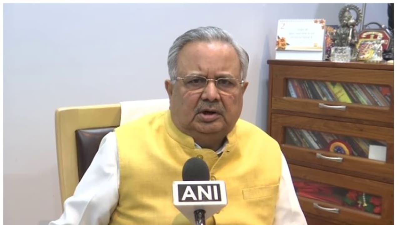 താമരത്തേരിൽ ഛത്തീസ്ഗഡ്; സർക്കാരുണ്ടാക്കുമെന്ന് ബിജെപി; തിരിച്ചടി നേരിട്ടത് ആദിവാസി മേഖലയിൽ നിന്ന് താമരത്തേരിൽ ഛത്തീസ്ഗഡ്; സർക്കാരുണ്ടാക്കുമെന്ന് ബിജെപി; തിരിച്ചടി നേരിട്ടത് ആദിവാസി മേഖലയിൽ നിന്ന്