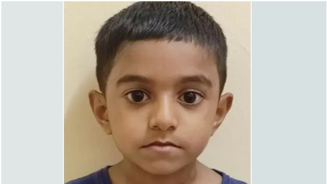 പ്രവാസി മലയാളി ബാലന് ഒമാനില് നിര്യാതനായി പ്രവാസി മലയാളി ബാലന് ഒമാനില് നിര്യാതനായി