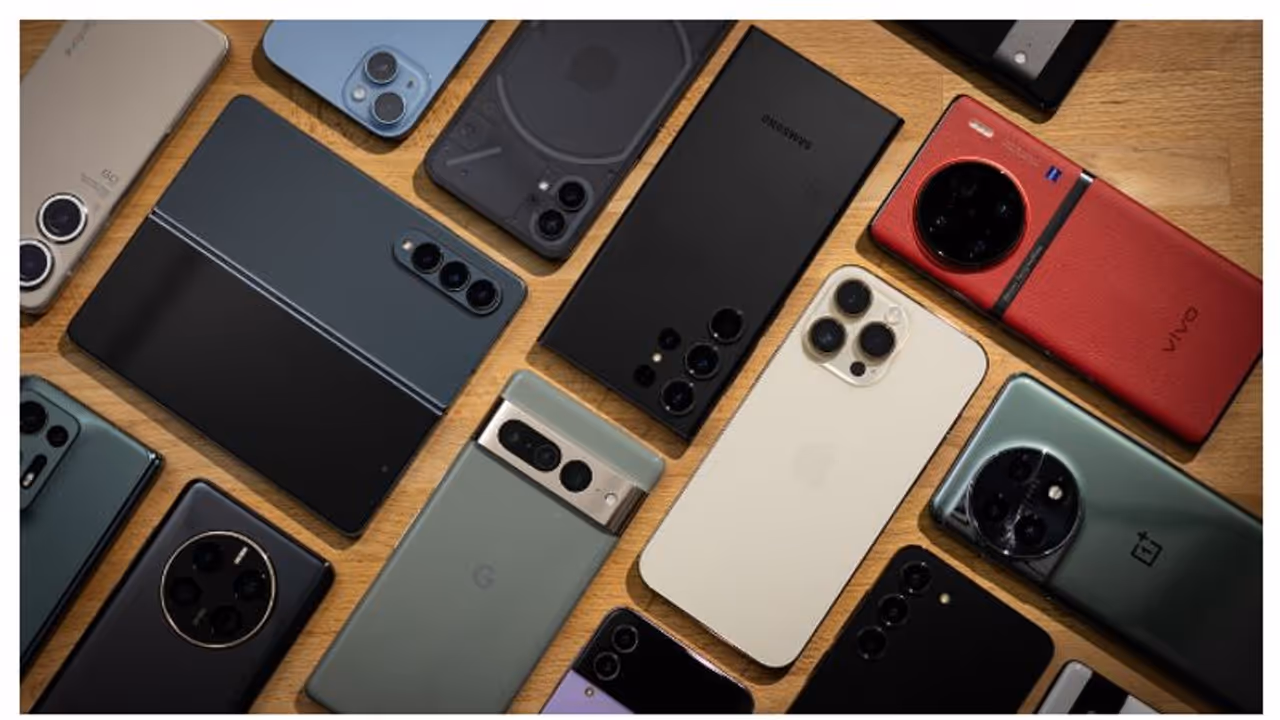 ശമ്പളം 25000 രൂപ, താമസം, 45 ദിവസത്തെ പരിശീലനം, ജോലി മൊബൈൽ ഫോൺ മോഷണം ഒടുവില് പൊലീസിന്റെ പൂട്ട് ശമ്പളം 25000 രൂപ, താമസം, 45 ദിവസത്തെ പരിശീലനം, ജോലി മൊബൈൽ ഫോൺ മോഷണം ഒടുവില് പൊലീസിന്റെ പൂട്ട്