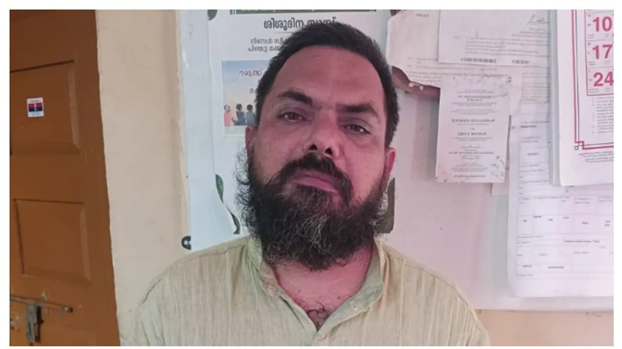 ട്രെയിനില് നഗ്നത പ്രദര്ശനം നടത്തിയ വൈദികനെതിരെ അച്ചടക്ക നടപടിയെടുത്ത് ഓര്ത്തഡോക്സ് സഭ ട്രെയിനില് നഗ്നത പ്രദര്ശനം നടത്തിയ വൈദികനെതിരെ അച്ചടക്ക നടപടിയെടുത്ത് ഓര്ത്തഡോക്സ് സഭ