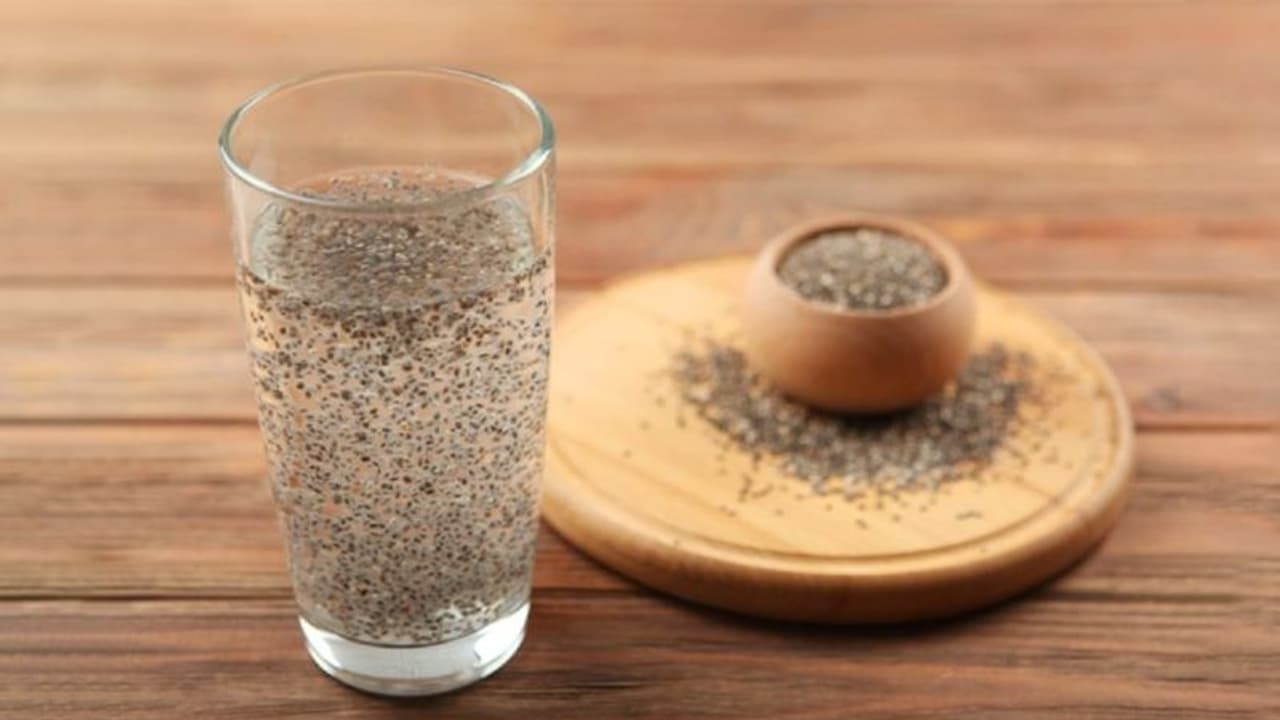 Health Tips : ഗ്യാസും അസിഡിറ്റിയും അകറ്റാനും ഒപ്പം സ്കിൻ ഭംഗിയാക്കാനും പതിവായി കഴിക്കാം... Health Tips : ഗ്യാസും അസിഡിറ്റിയും അകറ്റാനും ഒപ്പം സ്കിൻ ഭംഗിയാക്കാനും പതിവായി കഴിക്കാം...