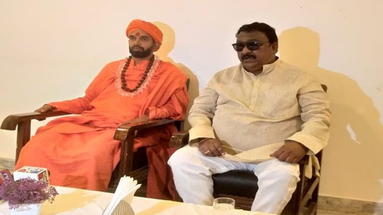 ಸಿಎಂ ಸಿದ್ದರಾಮಯ್ಯರಿಂದ ಈಡಿಗ ಸಮುದಾಯ ಒಡೆಯುವ ಕೆಲಸ: ಪ್ರಣವಾನಂದ ಸ್ವಾಮೀಜಿ