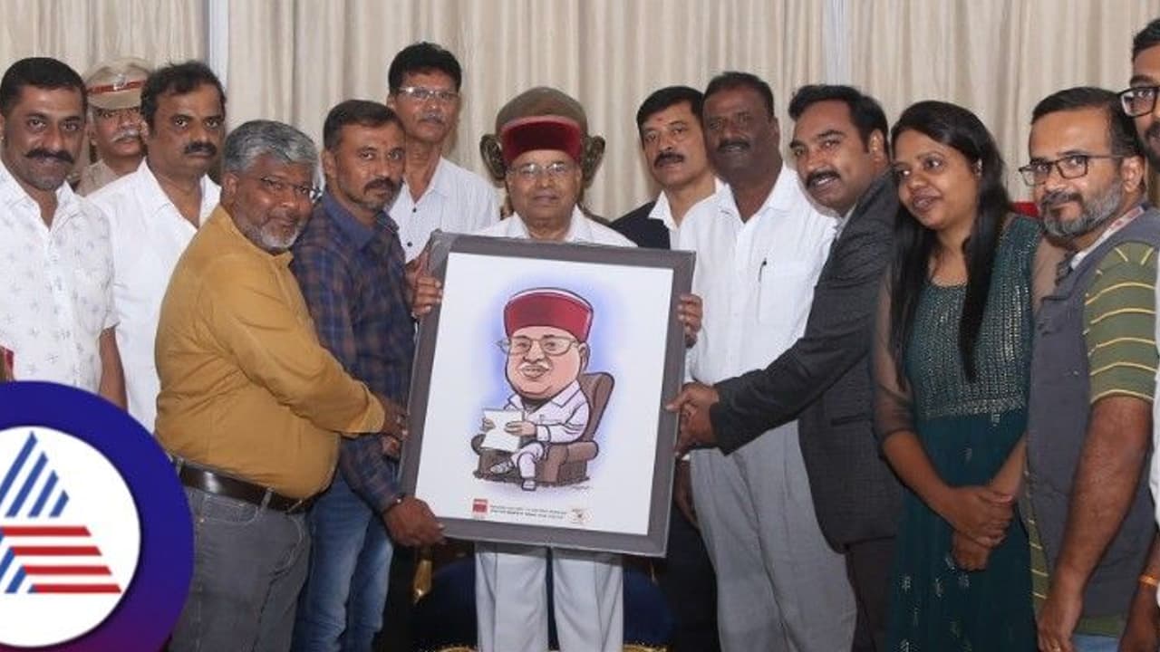 ಕರ್ನಾಟಕ ಪತ್ರಕರ್ತರ ಸಹಕಾರ ಸಂಘಕ್ಕೆ 75ರ ಅಮೃತ ಸಂಭ್ರಮ; ಲೋಗೋ ಅನಾವರಣಗೊಳಿಸಿದ ರಾಜ್ಯಪಾಲರು