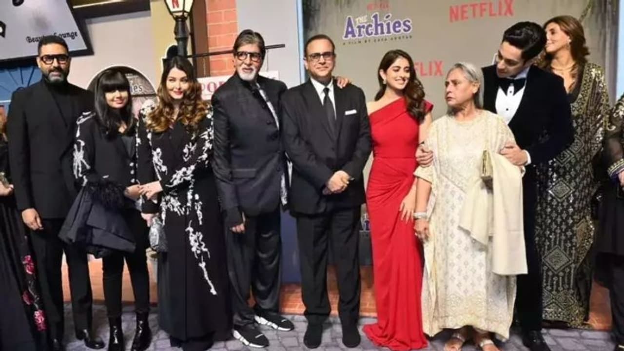 ഗോസിപ്പുകളെ..ഗുഡ് ബൈ; ബച്ചൻ കുടുംബം ഒന്നിച്ചെത്തി, വേർപിരിയലിന് 'നോ' പറഞ്ഞ് ഐശ്വര്യയും അഭിഷേകും 