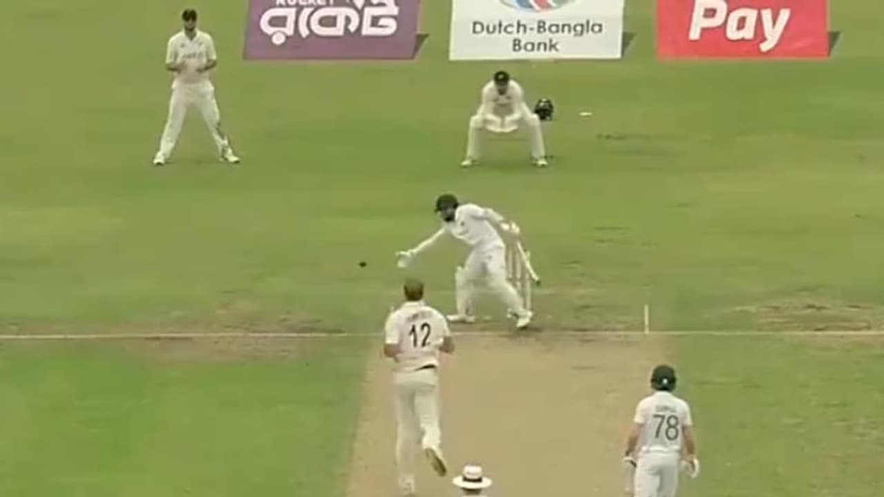 ക്രിക്കറ്റിൽ അപൂർവങ്ങളിൽ അപൂർവം, ന്യൂസിലൻഡിനെതിരെ നാണക്കേടായി മുഷ്ഫീഖുർ റഹീമിന്‍റെ പുറത്താകൽ വീഡിയോ