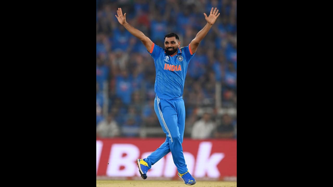 മുബാറക് ഹോ ലാല... വിരാട് കോലി മുതല് ചാഹല് വരെ; അര്ജുന പുരസ്കാരം നേടിയ മുഹമ്മദ് ഷമിക്ക് അഭിനന്ദനപ്രവാഹം മുബാറക് ഹോ ലാല... വിരാട് കോലി മുതല് ചാഹല് വരെ; അര്ജുന പുരസ്കാരം നേടിയ മുഹമ്മദ് ഷമിക്ക് അഭിനന്ദനപ്രവാഹം